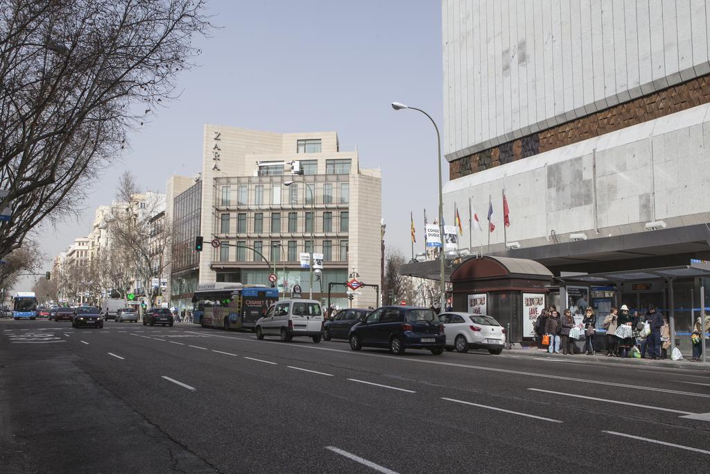 Hostal Overnight Madrid Exterior photo